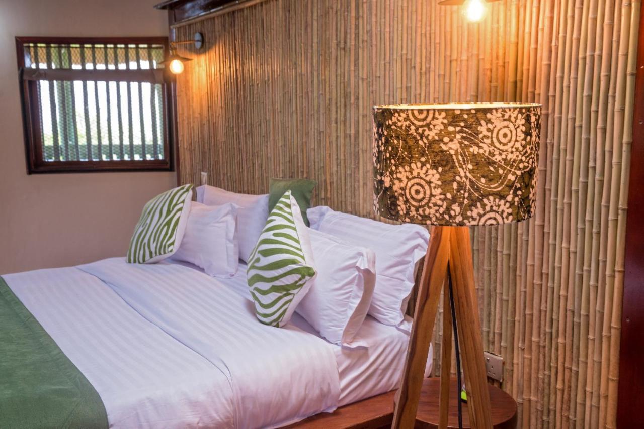 Tilenga Safari Lodge Arua Esterno foto